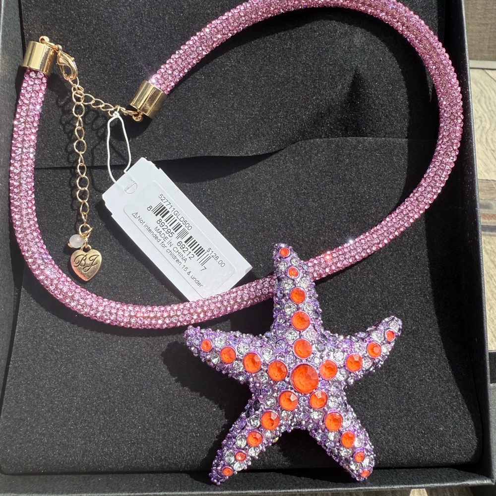 NWT! Betsey Johnson Pink and Orange Starfish Rhinestone Necklace
